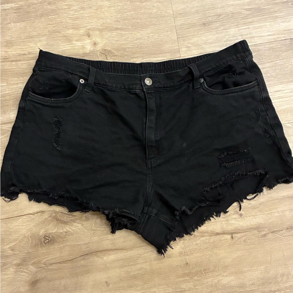Aerie Distressed Women’s Denim Shorts